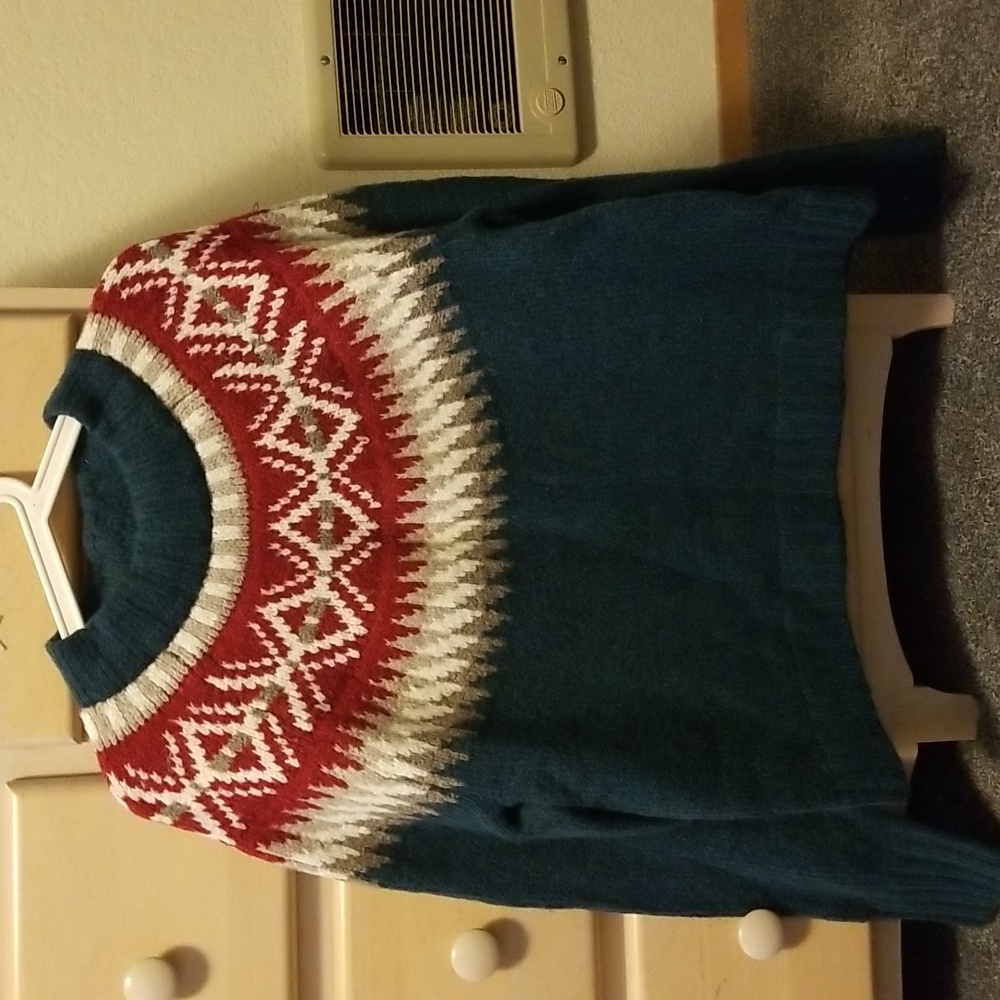 American Eagle Nordic Style Sweater